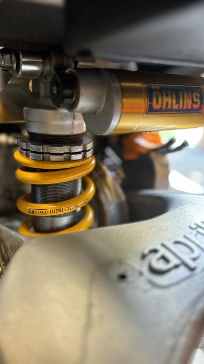 Publieke foto bij onderhoud van 1999 Aprilia RSV Mille