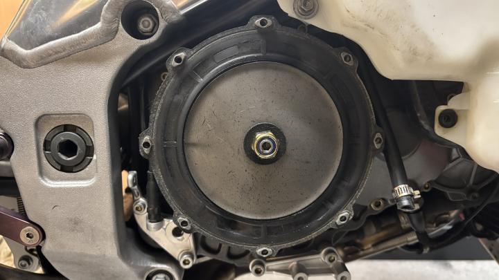 Publieke foto bij onderhoud van 1999 Aprilia RSV Mille