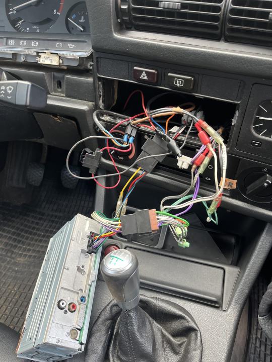 Publieke foto bij onderhoud van 1986 BMW E30 324D