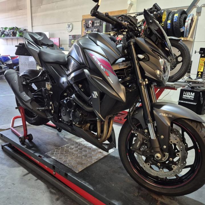 Publieke foto bij onderhoud van 2017 Suzuki GSX-S-750