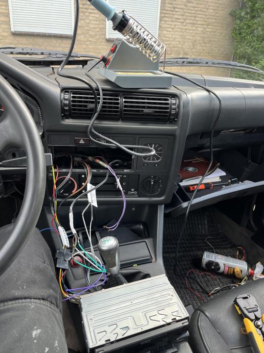 Publieke foto bij onderhoud van 1986 BMW E30 324D