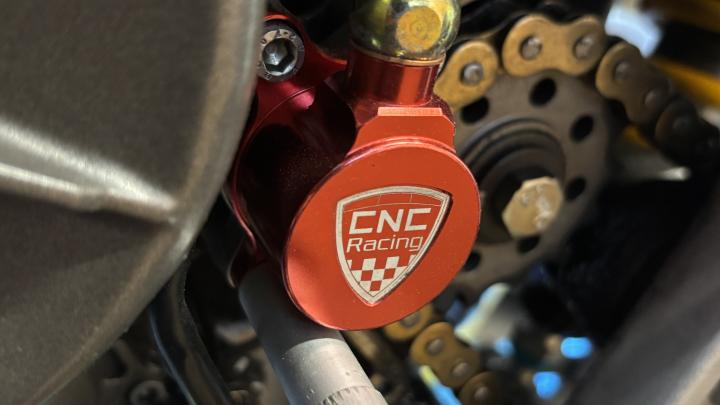 Publieke foto bij onderhoud van 1999 Aprilia RSV Mille