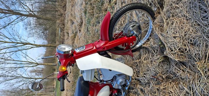Publieke foto bij onderhoud van Honda C50