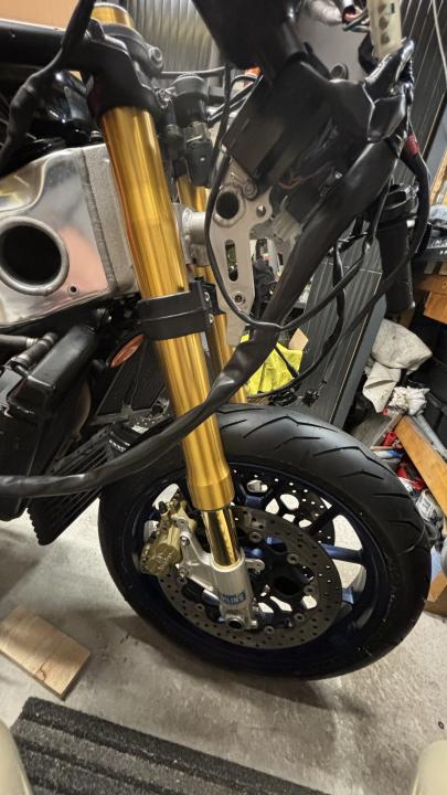 Publieke foto bij onderhoud van 1999 Aprilia RSV Mille