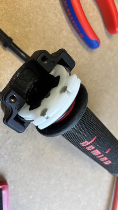 Publieke foto bij onderhoud van 1999 Aprilia RSV Mille