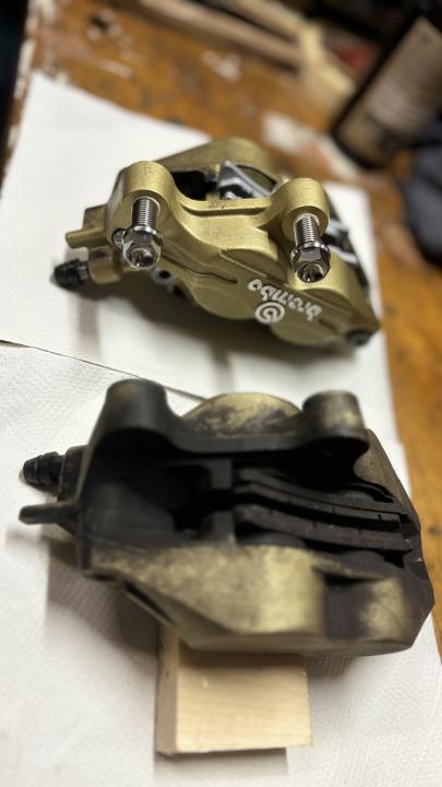 Publieke foto bij onderhoud van 1999 Aprilia RSV Mille