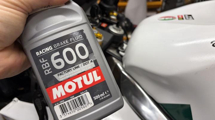 Publieke foto bij onderhoud van 1999 Aprilia RSV Mille