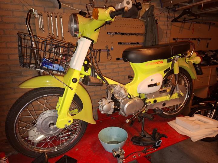Publieke foto bij onderhoud van Honda C50