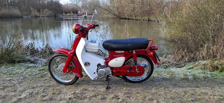 Publieke foto bij onderhoud van Honda C50