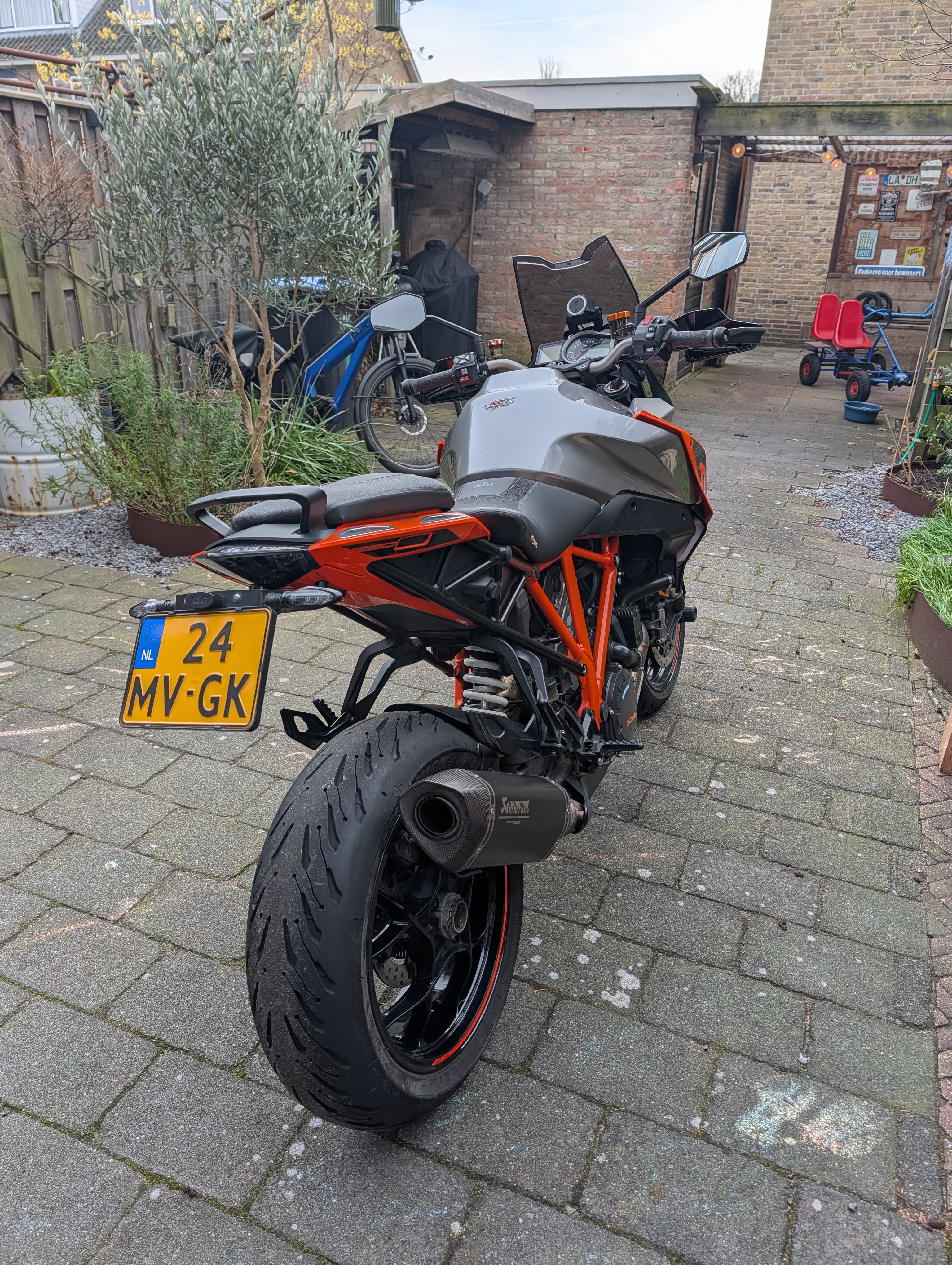 2017 KTM Super Duke GT