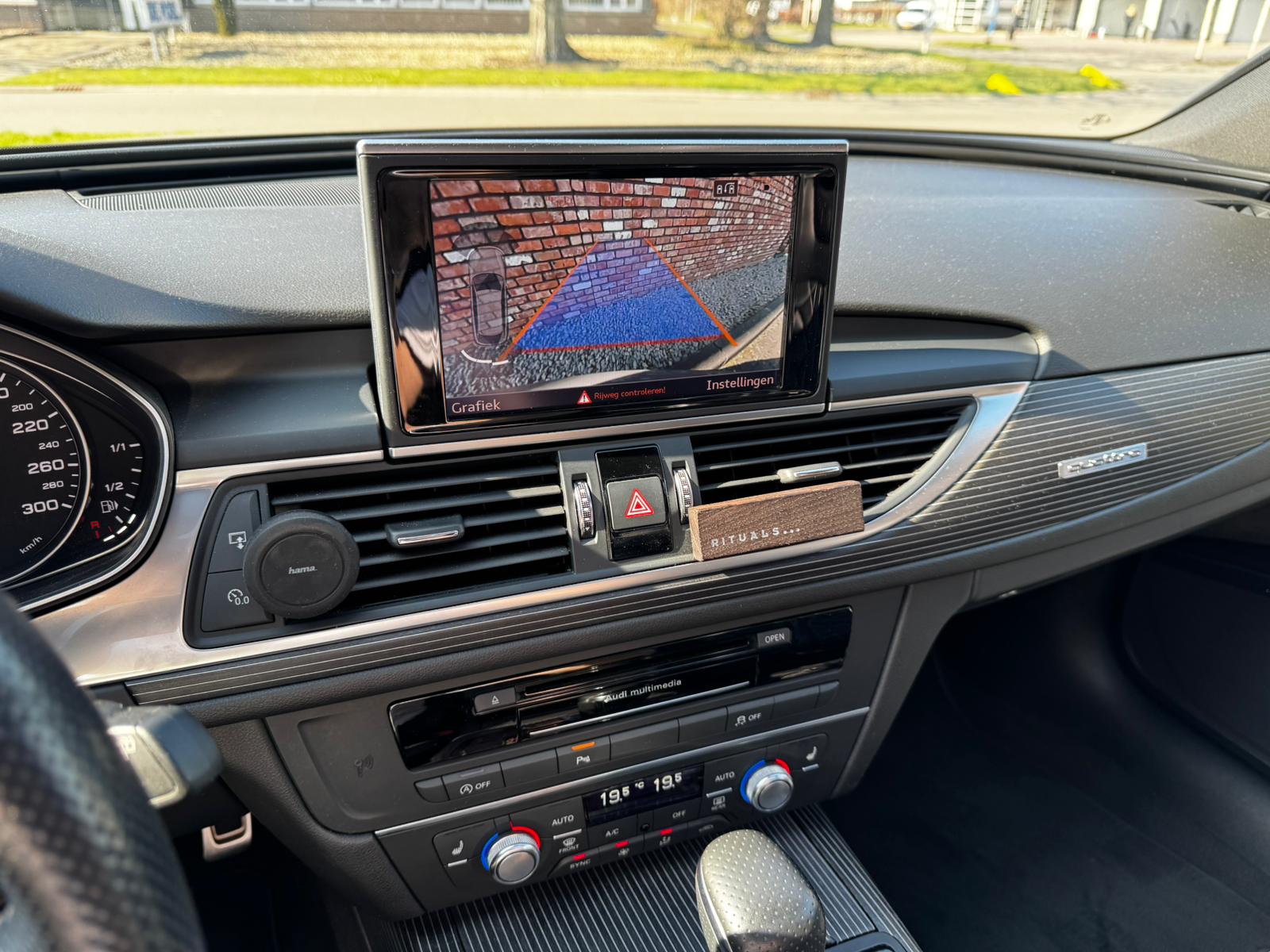 2017 Audi A6 Avant Competion