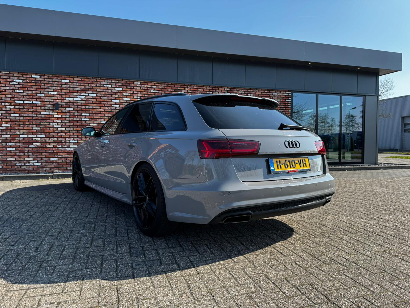 2017 Audi A6 Avant Competion