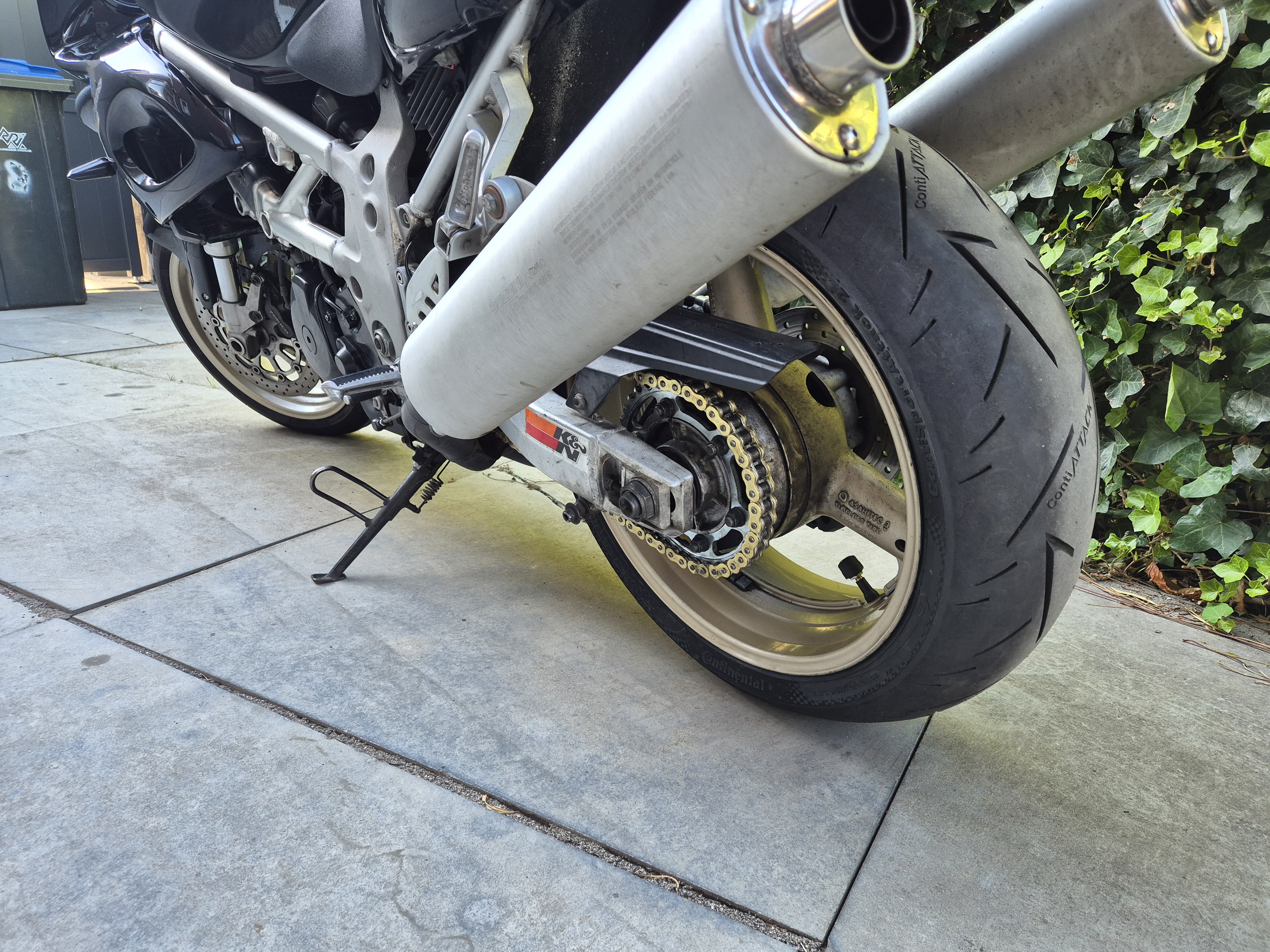 2001 Suzuki TL1000S S