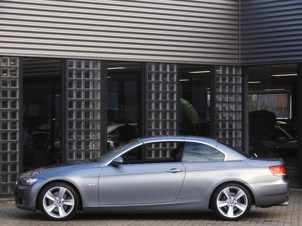 2007 BMW E93 Cabrio