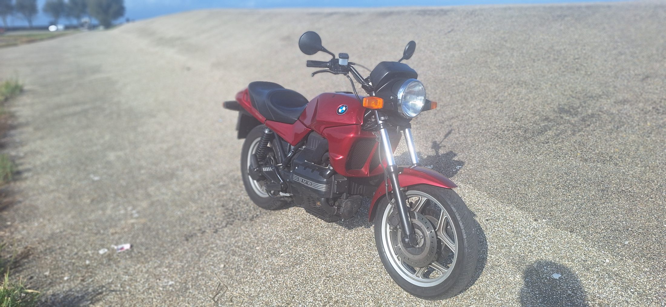 1995 BMW  K75